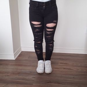 Havana Better booty low rise jean distress